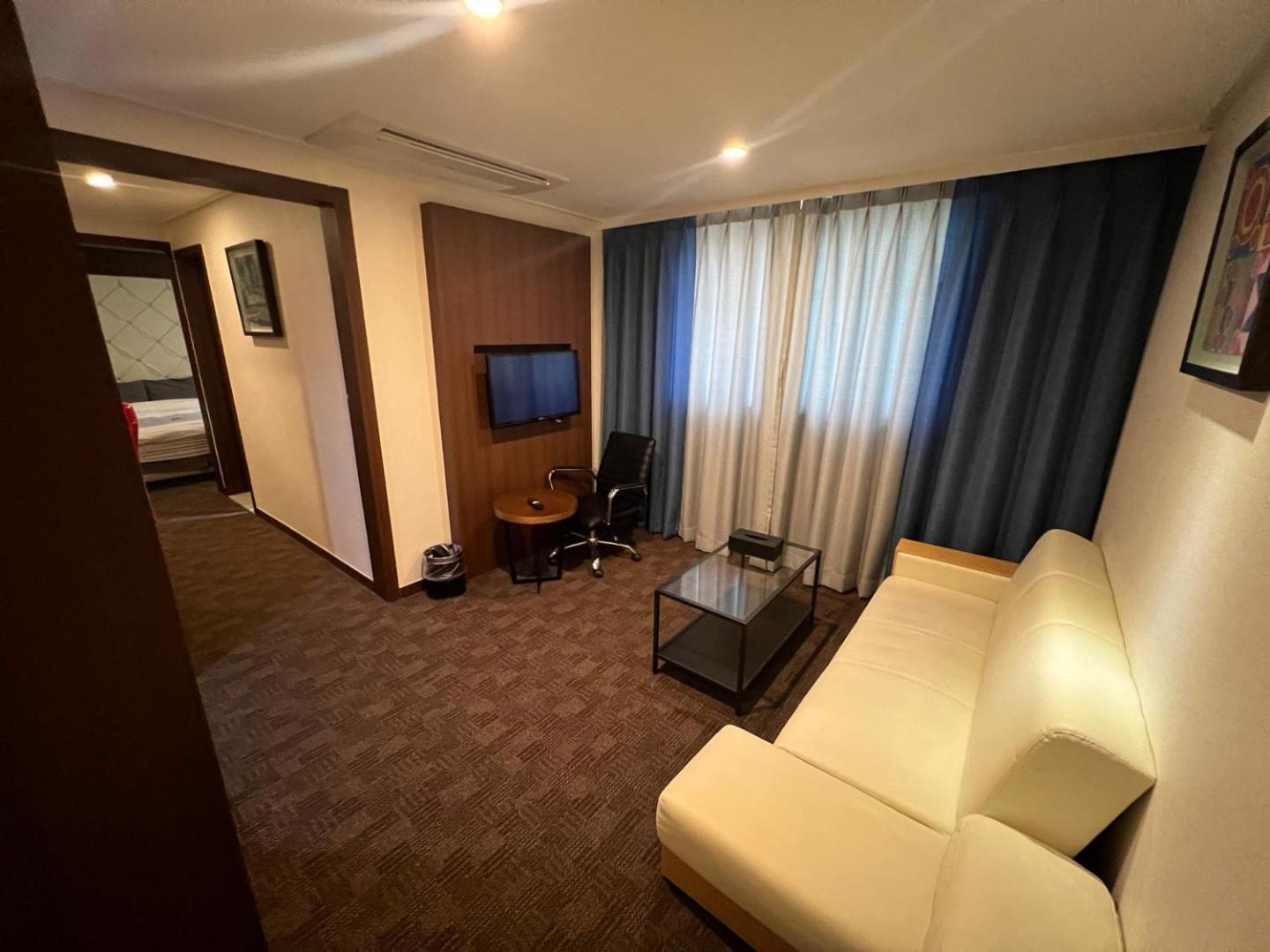 Ramada Taebaek Hotel Exterior foto